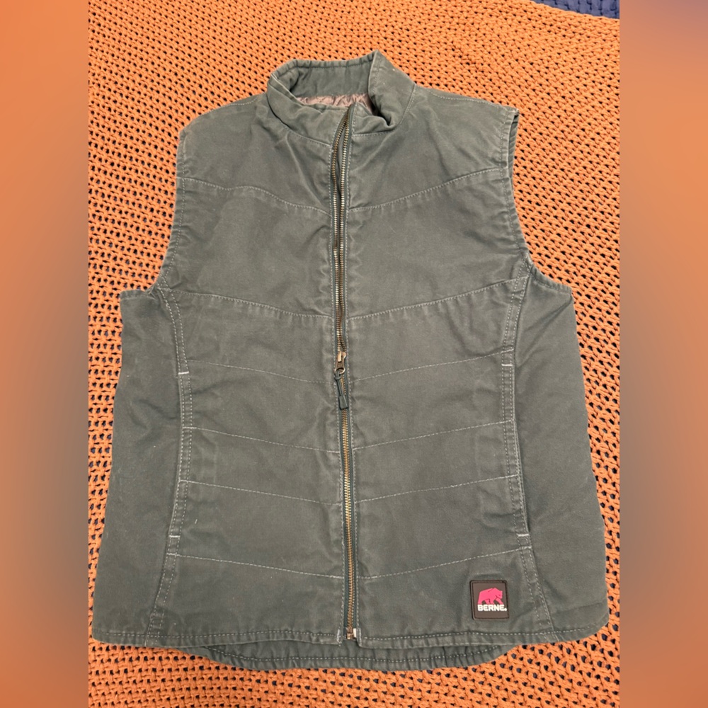 Outdoor Women's Dark Green Vest